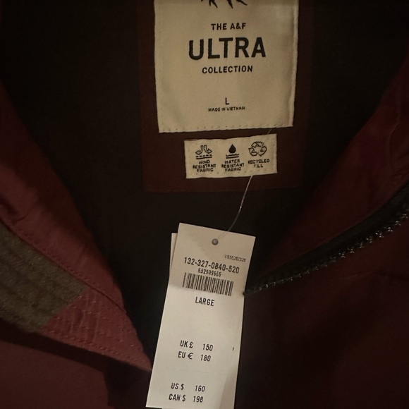 Retro Men’s Burgundy Puffer Jacket Size Large - Picture 4 of 5